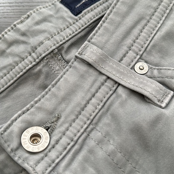 AG men’s The Graduate gray pants sz 31 - Picture 10 of 10